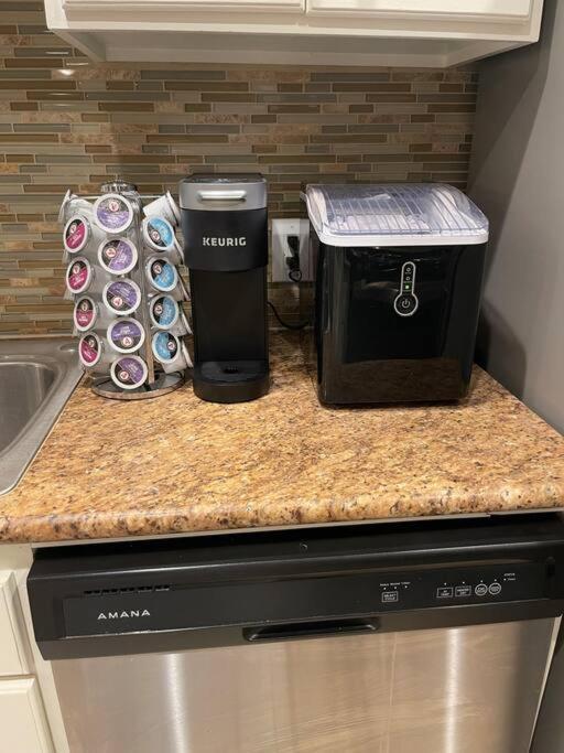 Beautiful/Spacious 2 Bedroom Houston Near Galleria Bagian luar foto