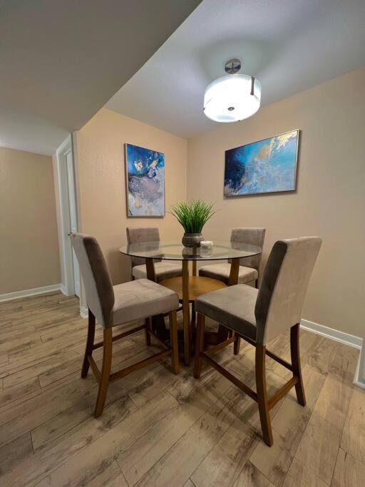 Beautiful/Spacious 2 Bedroom Houston Near Galleria Bagian luar foto
